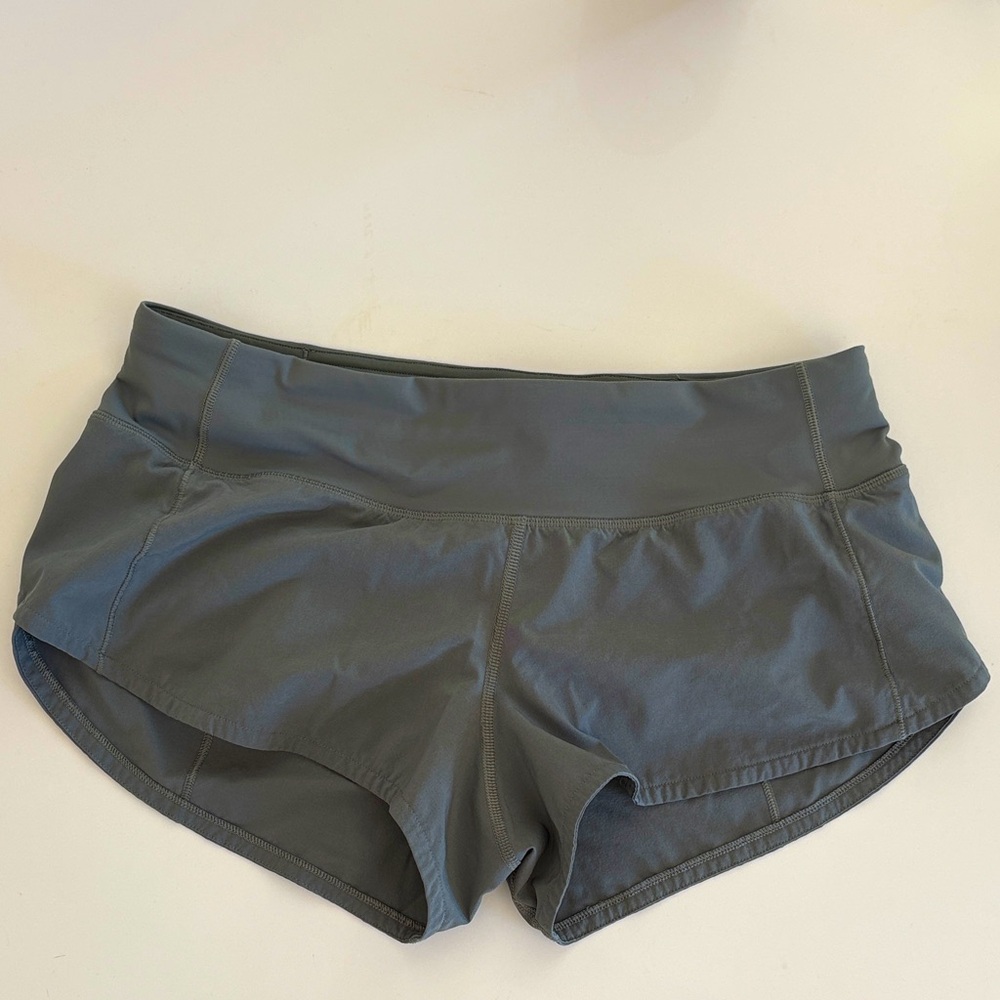Lululemon LR Speed Up Shorts 2.5 inseam Size 4